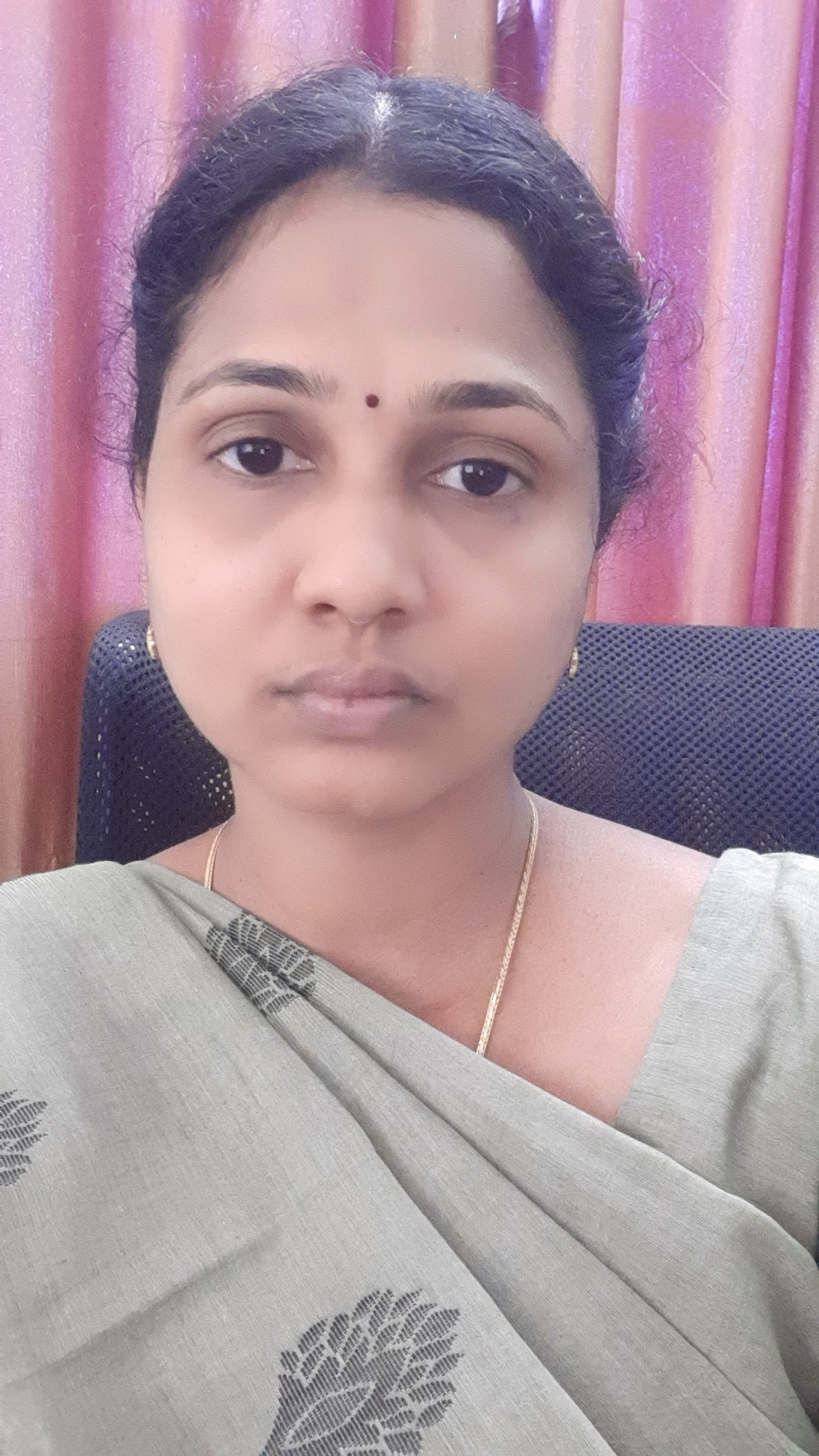 Dr. A. Gowri